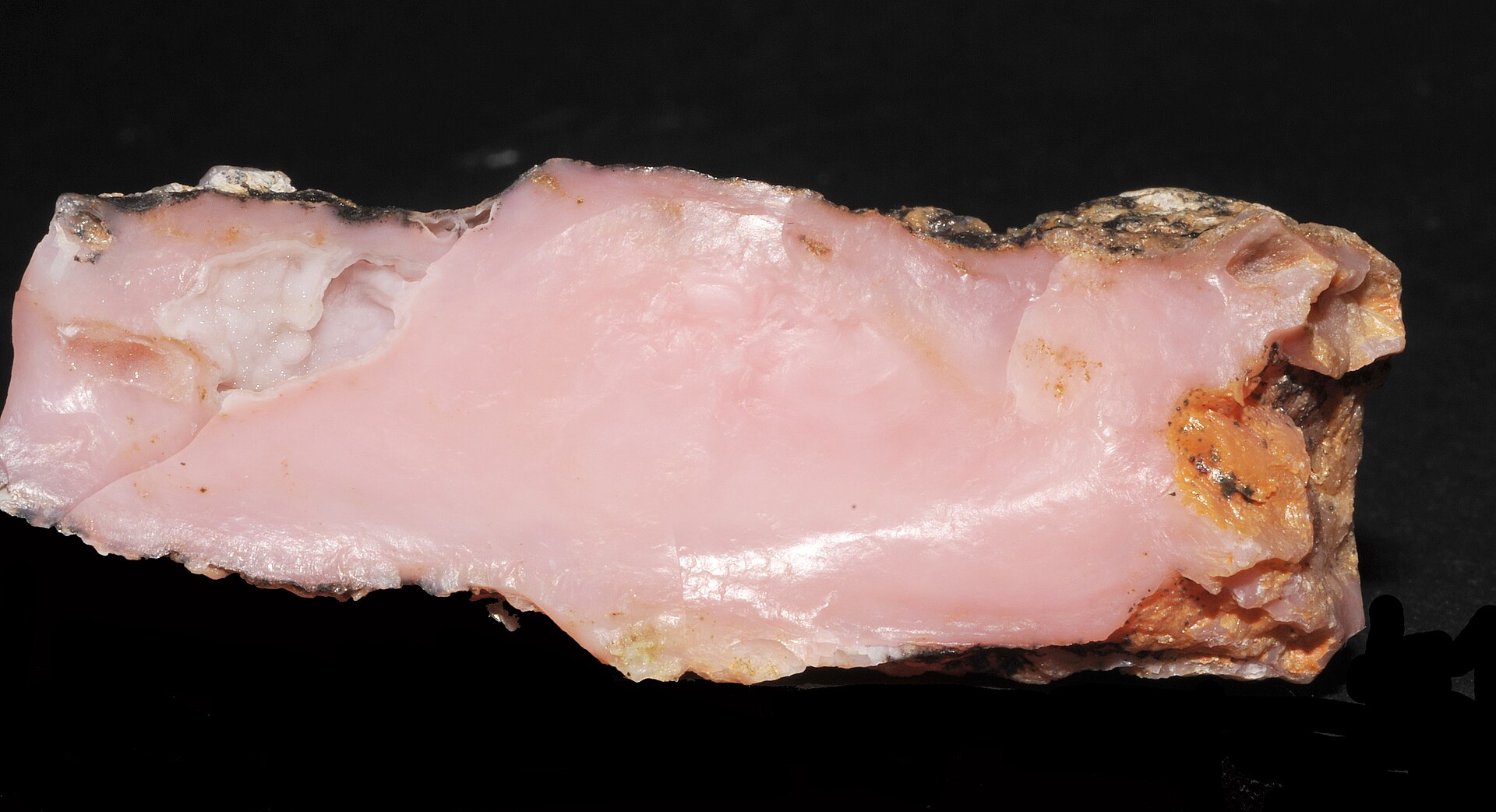Spécimen de Opale rose des Andes