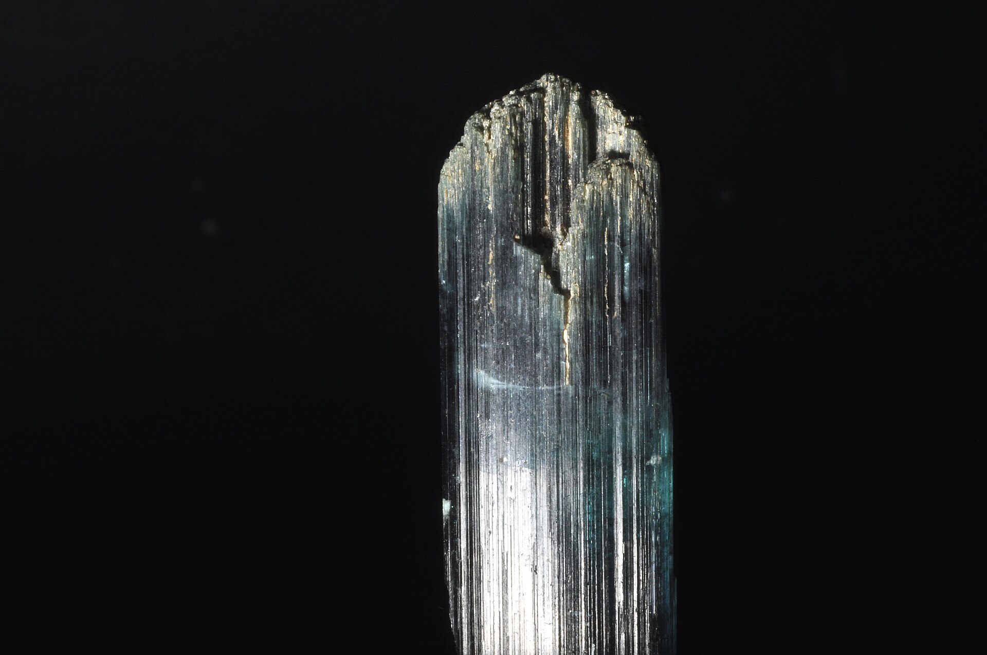 Spécimen de Tourmaline bleue