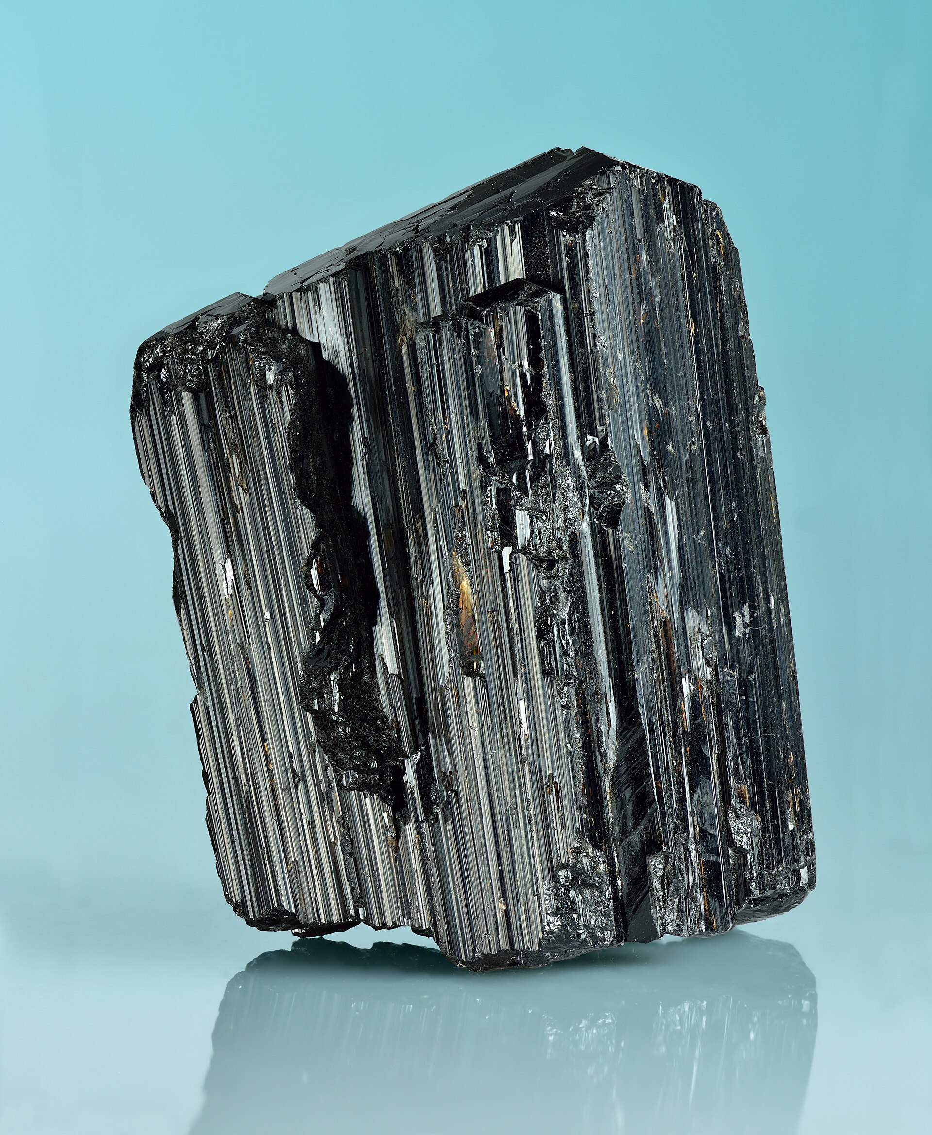 Spécimen de Tourmaline noire